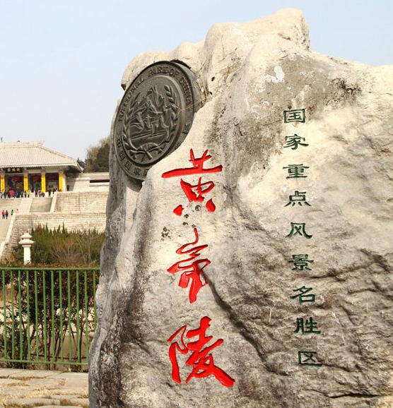 离婚男孩子跟谁生活好