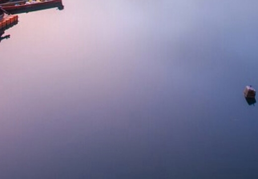 情感雨中孤独